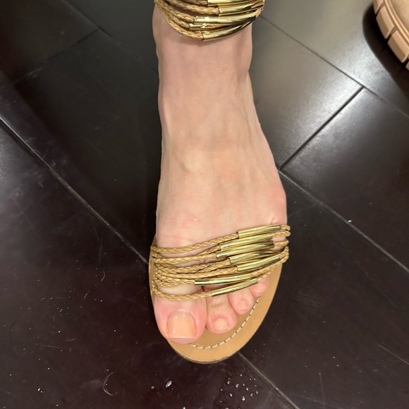 Gladiator style Tory Birch shoes size 8 - Picture 2 of 3